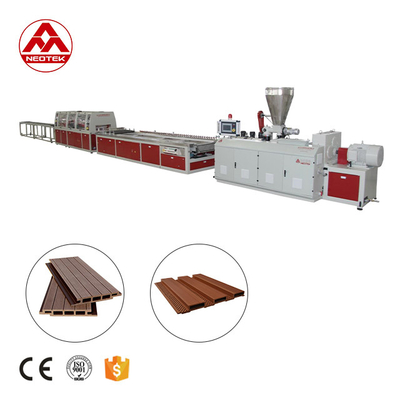 Linea de extrusão de PVC de dois parafusos cônicos com co-rotação de 132 1 parafuso L/D