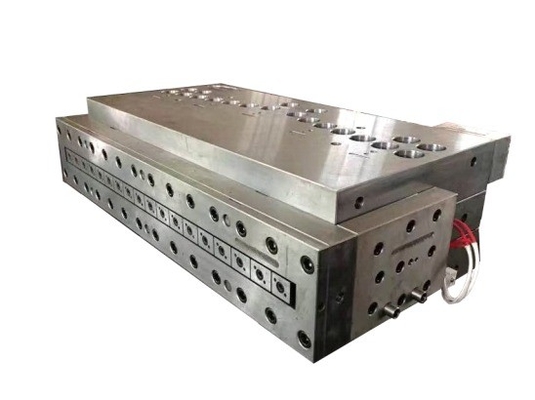 25000 KG Linha de extrusão automática de placas de cozinha WPC2 para necessidades de produção de portas largas