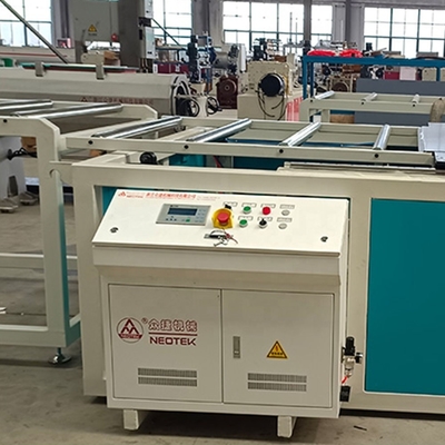 Fabricação de máquinas automáticas de fabricação de folhas ocas de PVC, de tipo parafuso duplo