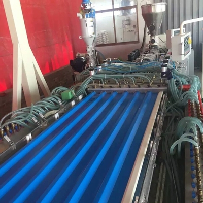 Máquina de extrusão de folhas ocas de PVC profissional de parafuso duplo com garantia de satisfação