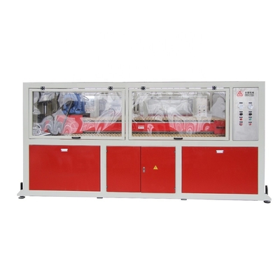 Máquina de extrusão de grânulos de PVC de parafusos duplos de 380V 50hz para produção de chapas de PVC personalizadas
