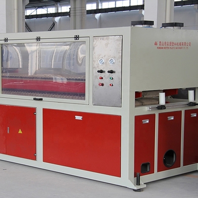 Linha de extrusão Máquina de extrusão de tijolos grandes de parafusos duplos com demanda competitiva e alta