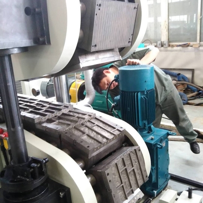 380V 50hz Voltagem PVC Linha de Fabricação de Folhas de revestimento de pedra com garantia de satisfação