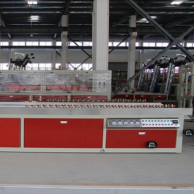 Máquina de extrusão de plástico de dois parafusos cônicos de rotação conjunta para perfil de pelletização de PVC