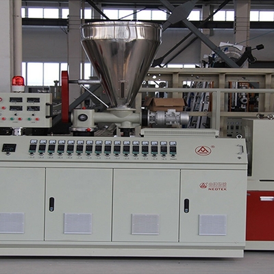 32.9 rpm Velocidade de parafuso Automático Profil de Janela Porta Máquina de Extrusão de Briquete Para PVC
