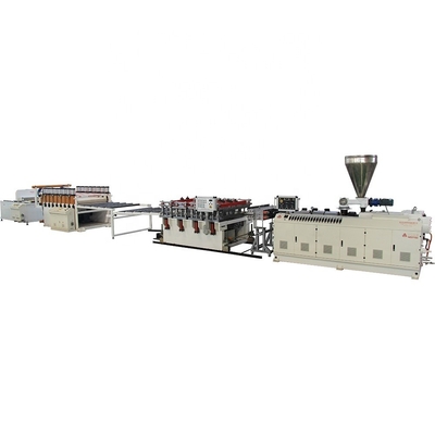 Máquina de extrusão de tijolos verticais automática de revestimento de pedra com capacidade de 23000 KG e uma
