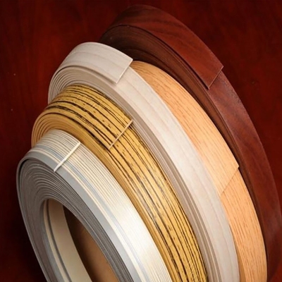 Máquina de extrusão de extrusão de borda de PVC de poupança de energia com velocidade de parafuso de 34,7 rpm