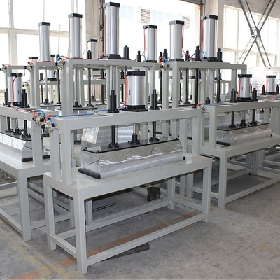 Máquina de extrusão de revestimento de telhados de PVC com um