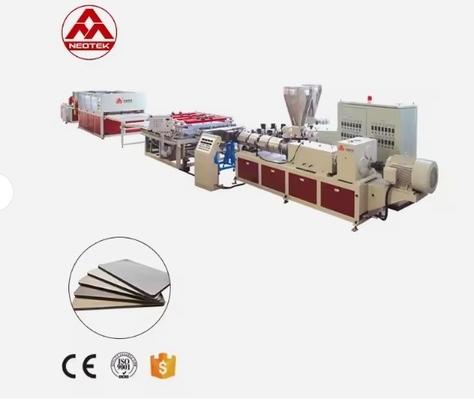 Linha de produção de folhas de espuma de PVC com motor SIEMENS como motor principal