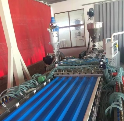 Máquina de extrusão de folhas ocas de PVC cônica com duplo parafuso rotativo